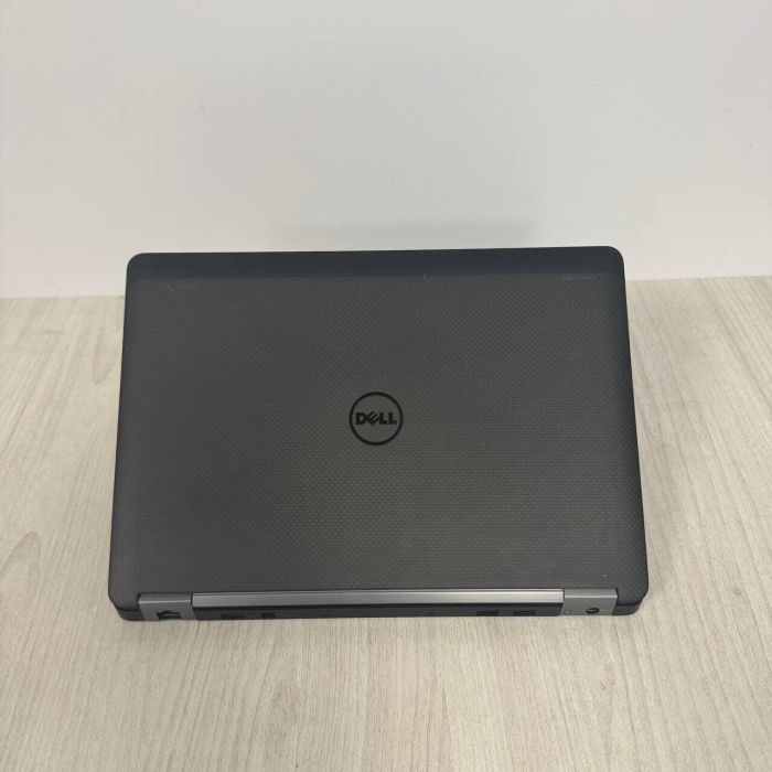 Ультрабук Dell Latitude 7470 / 14" (2560x1440) IPS Touch / Intel Core i7-6600U (2 (4) ядра по 2.6 - 3.4 GHz) / 8 GB DDR4 / 256 GB SSD M2 / Intel HD Graphics 520 / WebCam б/в - изображение 8