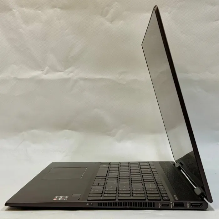 Ноутбук-трансформер Б-клас HP Envy x360 Convertible 15-ds1063cl / 15.6" (1920x1080) IPS Touch / AMD Ryzen 5 4500U (6 ядер по 2.3 - 4.0 GHz) / 8 GB DDR4 / 512 GB SSD M.2 / AMD Radeon Graphics / WebCam б/в - зображення 9