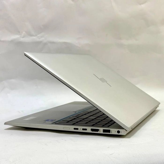 Ультрабук Б-клас HP EliteBook 850 G8 / 15.6" (1920x1080) IPS / Intel Core i7-1185G7 (4 (8) ядра по 3.0 - 4.8 GHz) / 16 GB DDR4 / 256 GB SSD / Intel Iris Xe Graphics / WebCam / Fingerprint / Windows 11 Pro б/в - зображення 9