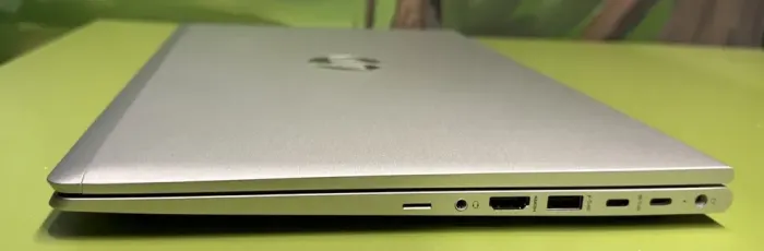 Ультрабук HP ProBook 450 G10 / 15.6" (1920x1080) IPS / Intel Core i7-1355U (10 (12) ядер по 3.7-5 GHz) / 16 GB DDR5 / 256 GB SSD / Intel Iris Xe Graphics eligible / WebCam / Win 11 PRO Lic б/в - зображення 9