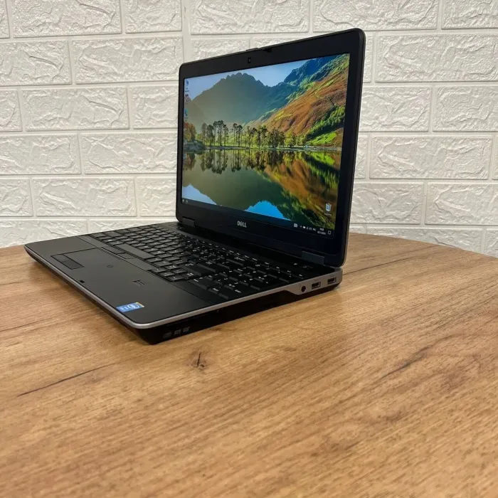 Ноутбук Б-клас Dell Latitude E6540 / 15.6" (1920x1080) IPS / Intel Core i7-4710MQ (4 (8) ядра по 2.5 - 3.5 GHz) / 8 GB DDR3 / 256 GB SSD / AMD Radeon HD 8790M, 2 GB GDDR5, 128-bit / WebCam / DVD-ROM б/в - зображення 5