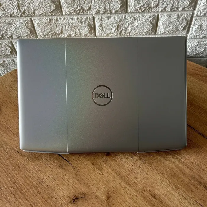 Ігровий ноутбук Б-клас Dell G5 SE 5505 / 15.6" (1920x1080) IPS / AMD Ryzen 7 4800H (8 (16) ядер по 2.9 - 4.2 GHz) / 8 GB DDR4 / 512 GB SSD / AMD Radeon RX 5600M, 6 GB GDDR6, 192-bit / WebCam б/в - зображення 3