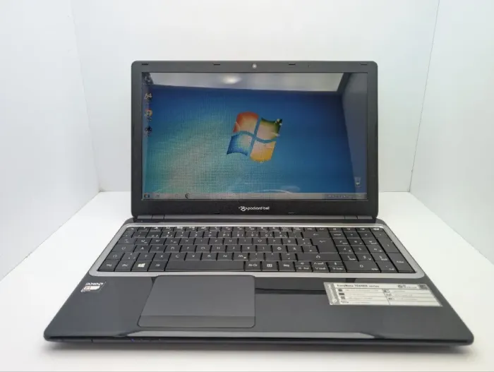Ноутбук Packard Bell EasyNote TE69KB / 15.6" (1366x768) TN / AMD E1-2500 (2 ядра по 1.4 GHz) / 6 GB DDR3 / 320 GB HDD / Intel HD Graphics / WebCam / АКБ не тримає б/в - зображення 2
