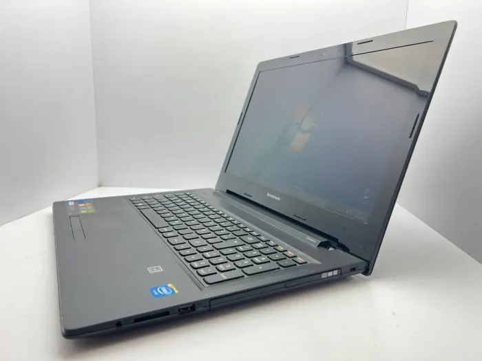 Ноутбук Lenovo G50-70 / 15.6" (1366x768) TN / Intel Celeron 2957U (2 ядра по 1.4 GHz) / 4 GB DDR3 / 500 GB HDD / Intel HD Graphics / WebCam б/в - зображення 4