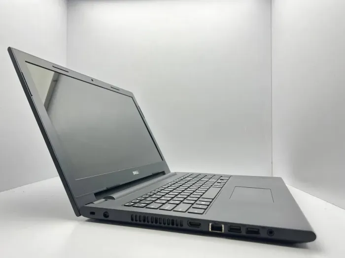 Ноутбук Dell Inspiron 15-3652 / 15.6" (1366x768) TN / Intel Celeron N3060 (2 ядра по 1.6 - 2.48 GHz) / 4 GB DDR3 / 500 GB HDD / Intel HD Graphics / WebCam / Батарея не тримає б/в - зображення 3