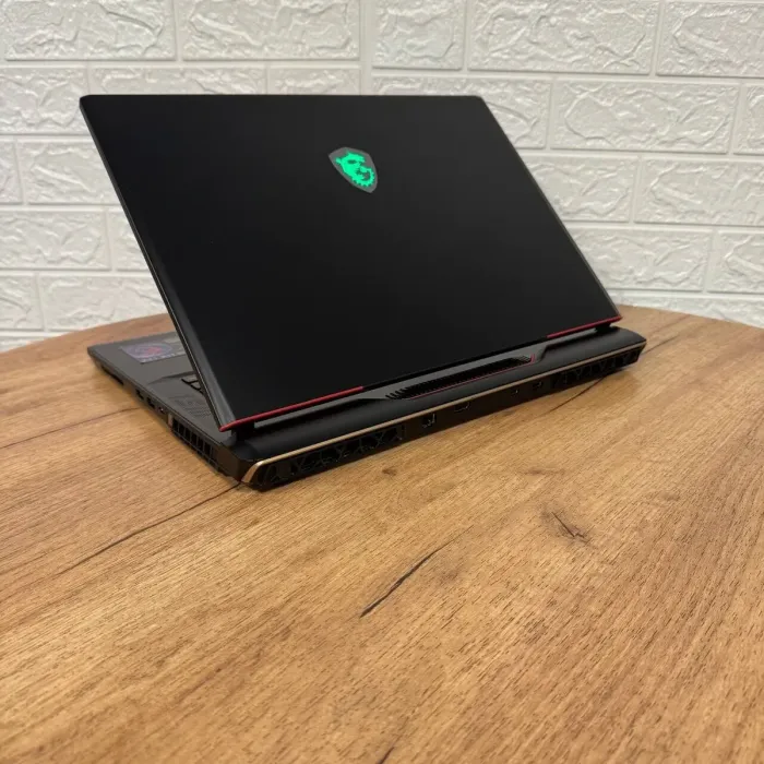 Ігровий ноутбук Б-клас MSI Raider GE78 HX 13VG / 17" (2560x1600) IPS / Intel Core i7-13700HX (16 (24) ядер по 3.7 - 5.0 GHz) / 16 GB DDR5 / 1000 GB SSD NVMe / nVidia GeForce RTX 4070, 8 GB GDDR6, 128-bit / WebCam б/в - зображення 6