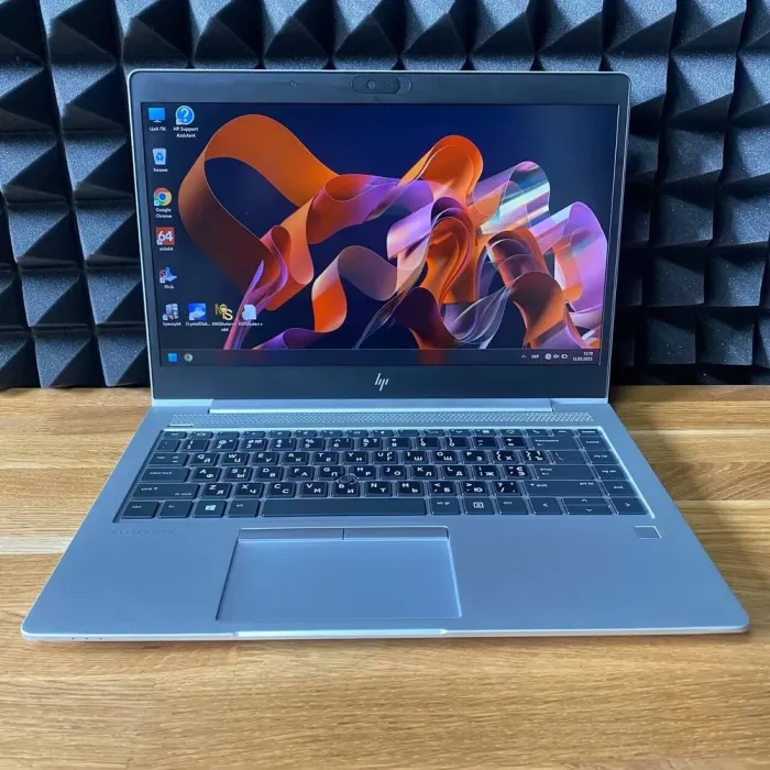 Ультрабук HP EliteBook 745 G6 / 14" (1920x1080) TN / AMD Ryzen 3 Pro 3300U (4 ядра по 2.1 - 3.5 GHz) / 16 GB DDR4 / 256 GB SSD / AMD Radeon RX Vega 6 Graphics / WebCam б/в - зображення 2