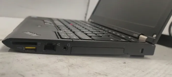 Нетбук Lenovo ThinkPad X230 / 12.5" TN / Core i7-3520M (2(4) ядра по 2.9-3.6 GHz) / 8GB DDR3 / 120GB SSD / HD Graphics 4000 / miniDP б/в - зображення 5