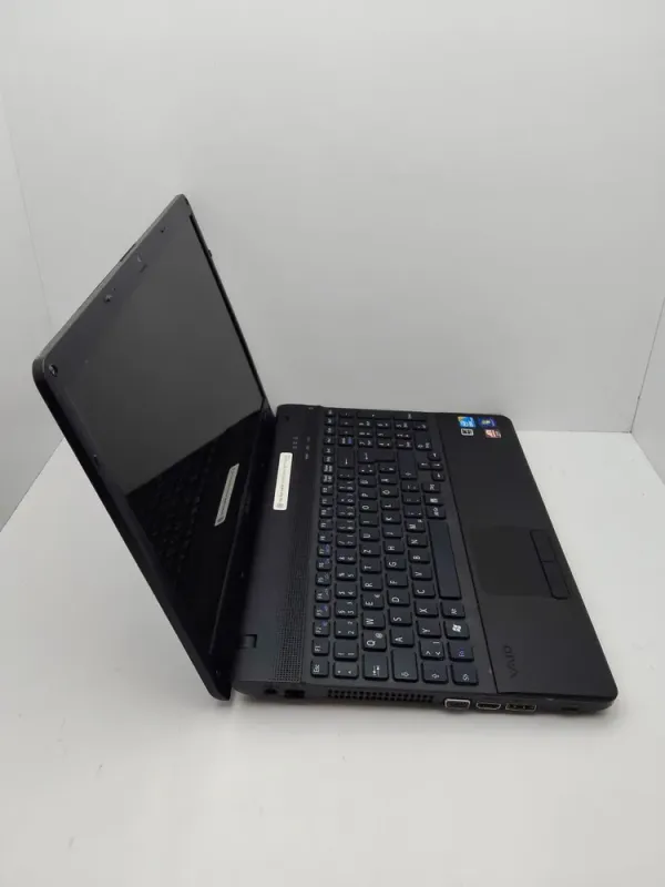Ноутбук Sony VPC156 / 15.6" (1366x768) TN / Intel Core i5-460M (2 (4) ядра по 2.53 - 2.8 GHz) / 6 GB DDR3 / 750 GB HDD / AMD Mobility Radeon HD 5000 / WebCam б/в - зображення 5