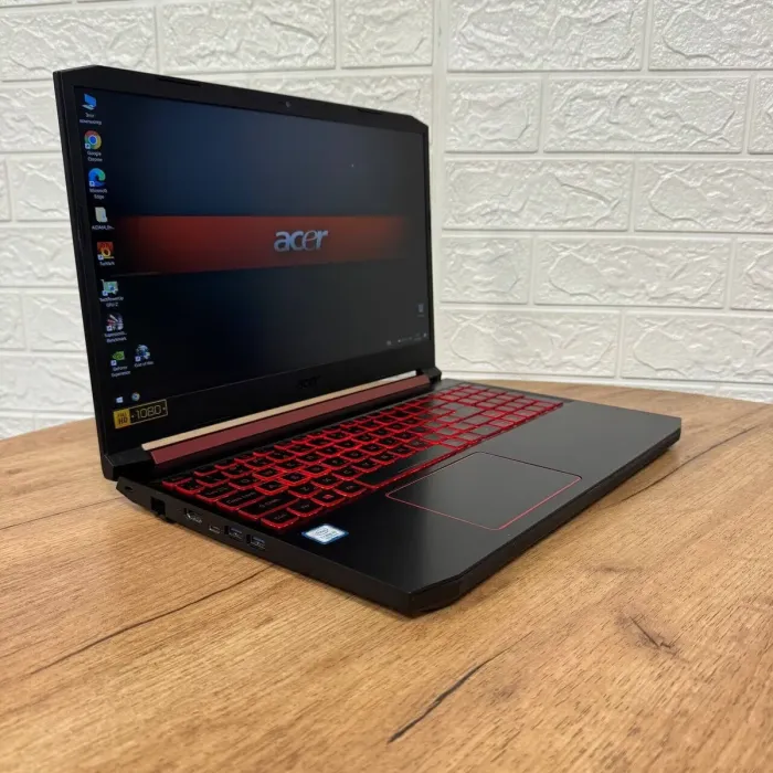 Ігровий ноутбук Б-клас Acer Nitro 5 AN515-54 / 15.6" (1920x1080) IPS / Intel Core i5-9300H (4 (8) ядра по 2.4 - 4.1 GHz) / 8 GB DDR4 / 256 GB SSD / nVidia GeForce GTX 1050, 3 GB GDDR5, 96-bit / WebCam б/в - зображення 4