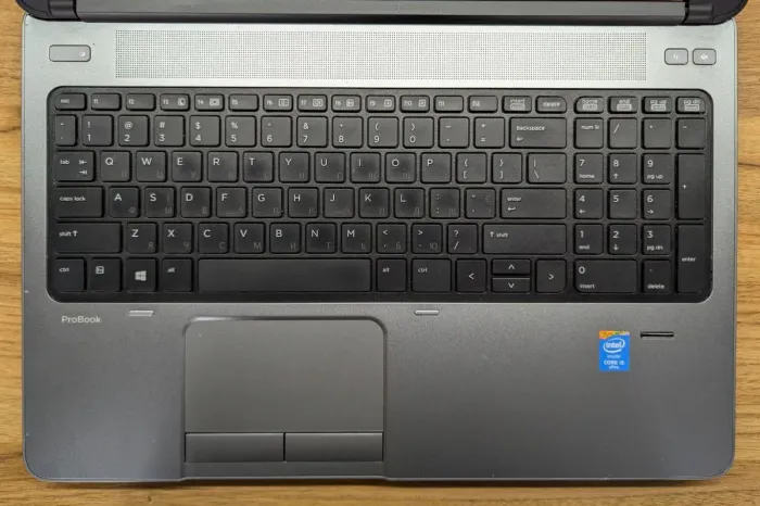 Ноутбук Б-клас HP ProBook 650 G1 / 15.6" (1920x1080) IPS / Intel Core i5-4310M (2 (4) ядра по 2.7 - 3.4 GHz) / 8 GB DDR3 / 240 GB SSD / Intel HD Graphics 4600 / WebCam / Fingerprint / Windows 10 б/в - зображення 6