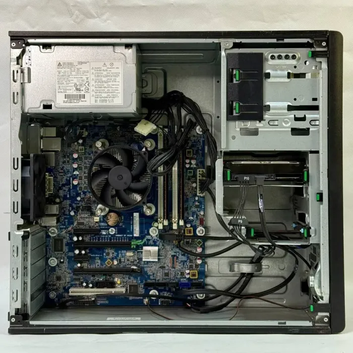 Робоча станція HP Workstation Z230 Tower / Intel Core i5-4570 (4 ядра по 3,2 - 3,6 ГГц) / 16 ГБ DDR3 / 1000 ГБ HDD / Intel HD Graphics 4600 б/в - зображення 6