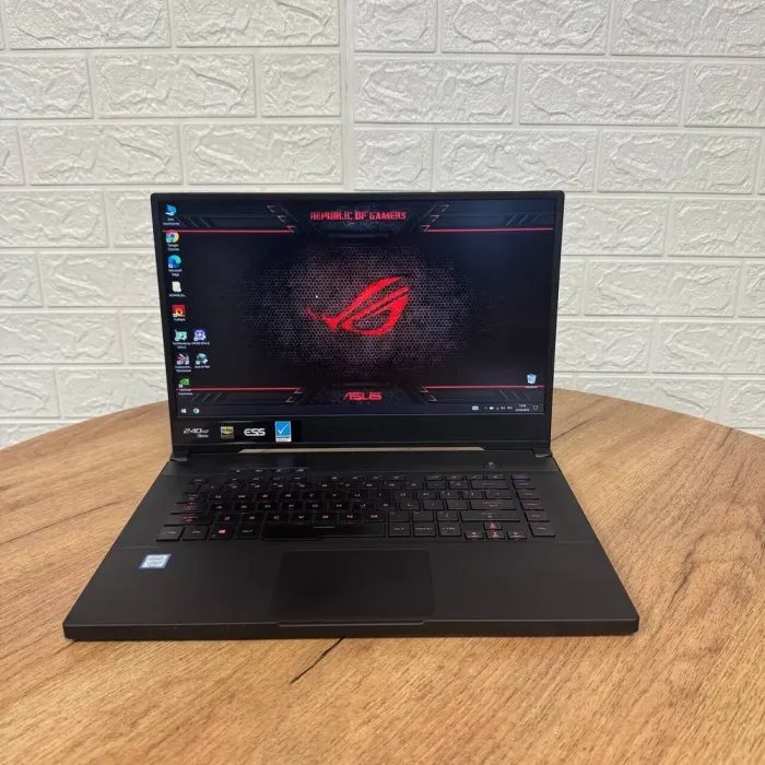 Ігровий ноутбук Б-клас Asus ROG Zephyrus GU502GW / 15.6" (1920x1080) IPS / Intel Core i7-9750H (6 (12) ядер по 2.6 - 4.5 GHz) / 16 GB DDR4 / 500 GB SSD / nVidia GeForce RTX 2070 Max-Q, 8 GB GDDR6, 256-bit / WebCam б/в - зображення 2