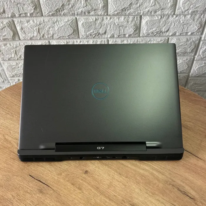 Ігровий ноутбук Dell Inspiron G7 7790 / 17.3" (1920x1080) IPS / Intel Core i7-9750H (6 (12) ядер по 2.6 - 4.5 GHz) / 16 GB DDR4 / 256 GB SSD + 1000 GB HDD / nVidia GeForce RTX 2060, 6 GB GDDR6, 192-bit / WebCam б/в - зображення 3
