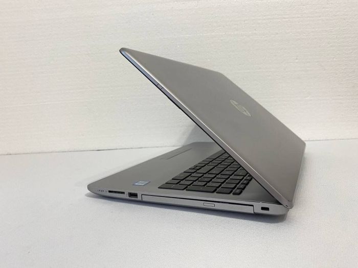 Ноутбук HP 250 G6 / 15.6" (1920x1080) TN / Intel Core i3-6006U (2 (4) ядра по 2.0 GHz) / 8 GB DDR4 / 240 GB SSD / Intel HD Graphics 520 / WebCam / DVD-ROM б/в - зображення 6