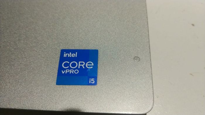 Ультрабук Б-клас Dell Latitude 5420 / 14" (1920x1080) IPS / Intel Core i5-1145G7 (4 (8) ядра по 2.6 - 4.4 GHz) / 16 GB DDR4 / 256 GB SSD M.2 / Intel Iris Xe Graphics / WebCam / USB 3.2 / HDMI / Windows 10 б/в - зображення 6