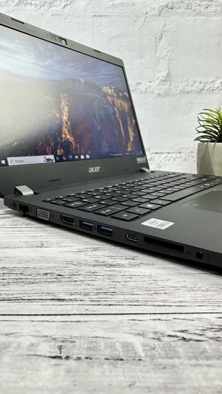 Ультрабук Acer TravelMate P214-52 / 14" (1920x1080) IPS / Intel Core i5-10210U (4 (8) ядер по 1.6 - 4.2 GHz) / 8 GB DDR4 / 256 GB SSD / Intel UHD Graphics / WebCam б/в - зображення 4