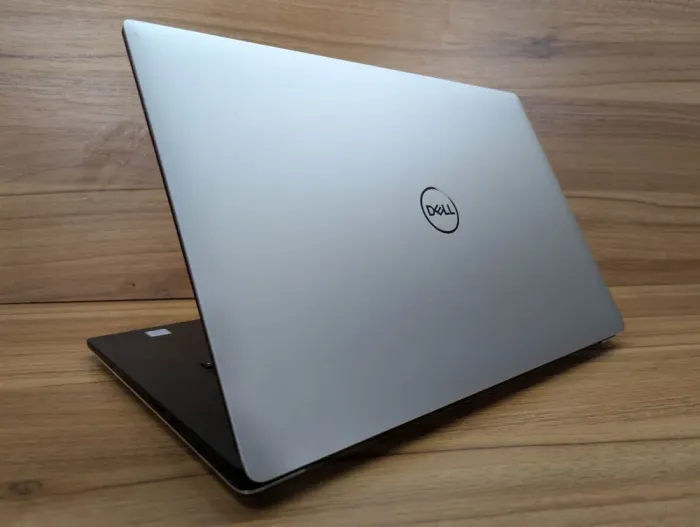 Мобільна робоча станція Dell Precision 5530 / 15.6" (1920x1080) IPS / Intel Core i7-8850H (6 (12) ядер по 2.6 - 4.3 GHz) / 32 GB DDR4 / 512 GB SSD / nVidia Quadro P1000, 4 GB GDDR5, 128-bit / HDMI / Windows 10 б/в - зображення 7