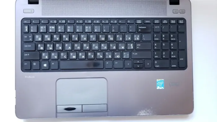 Ноутбук HP ProBook 450 G1 / 15.6" (1366x768) TN / Intel Core i5-4200U (2 (4) ядра по 1.6 - 2.6 GHz) / 8 GB DDR3 / 256 GB SSD / Intel HD Graphics 4400 / WebCam / DVD-RW б/в - зображення 3