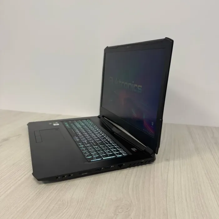Ігровий ноутбук Eluktronics 17 PA17HP6 / 17,3" (2560x1440) IPS / Intel Core i7-7700HQ (4 (8) ядра по 2,8 - 3,8 ГГц) / 16 ГБ DDR4 / 240 ГБ SSD NVMe / nVidia GeForce GTX 1070, 8 ГБ GDDR5, 256-біт / WebCam б/в - зображення 5