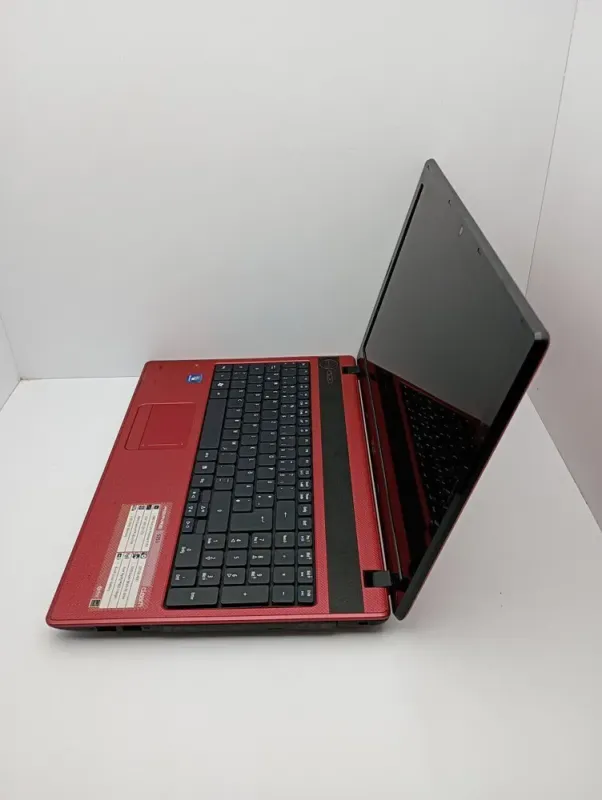 Ноутбук Acer 5253 / 15.6" (1366x768) TN / AMD E-350 (2 ядра по 1.6 GHz) / 6 GB DDR3 / 120 GB SSD / AMD Radeon HD 6310 Graphics / WebCam б/в - зображення 6