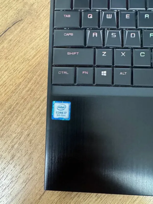 Ігровий ноутбук Cyber Power Tracer III Extreme 15R / 15.6" (1920x1080) IPS / Intel Core i7-9750H (6 (12) ядер по 2.6 - 4.5 GHz) / 16 GB DDR4 / 1000 GB SSD / nVidia GeForce RTX 2060, 6 GB GDDR6, 192-bit / WebCam б/в - зображення 8