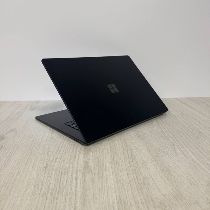 Ультрабук Microsoft Surface Laptop 4 2021 / 13.5" (2256x1504) IPS Touch / Intel Core i7-1185G7 (4 (8) ядра по 3.0 - 4.8 GHz) / 16 GB DDR4 / 256 GB SSD / Intel Iris Xe Graphics / WebCam б/в - изображение 7