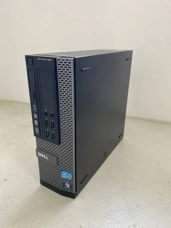 Комп'ютер Dell OptiPlex 990 SFF / Intel Core i7-2600 (8 ядер по 3.4 - 3.8 GHz) / 8 GB DDR3 / 240 GB SSD / AMD Radeon HD 6450, 1 GB GDDR3, 64-bit / DVD-ROM / VGA б/в - зображення 2