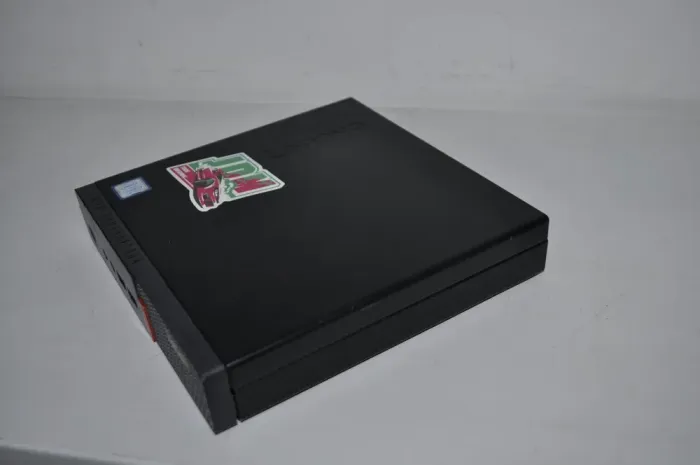 Неттоп Lenovo ThinkCentre M710q Tiny USFF / Intel Core i3-7100T (2 (4) ядра по 3.4 GHz) / 8 GB DDR4 / 120 GB SSD M.2 / Intel HD Graphics 630 / Windows 11 Pro б/в - зображення 3