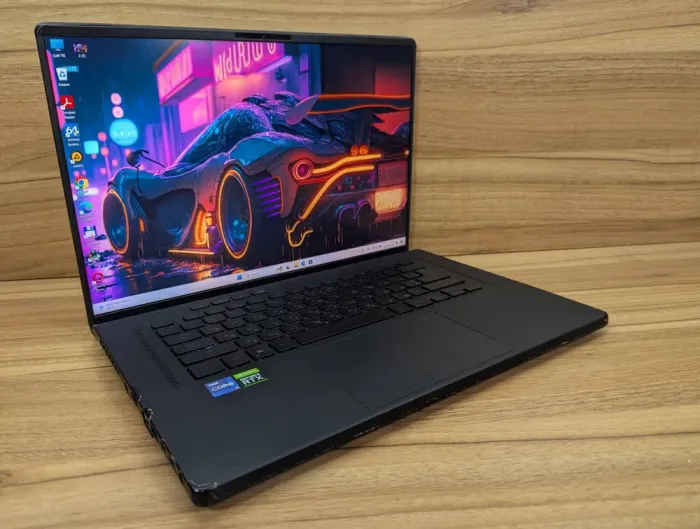 Ігровий ноутбук Б-класу Asus ROG Zephyrus M16 GU603ZW / 16" (1920x1200) IPS / Intel Core i9-12900H (14 (20) ядер по 3,8 - 5,0 ГГц) / 16 ГБ DDR5 / 512 ГБ SSD / nVidia GeForce RTX 3070 Ti, 8 ГБ GDDR6X, 256-bit / WebCam / Windows 11 б/в - зображення 5