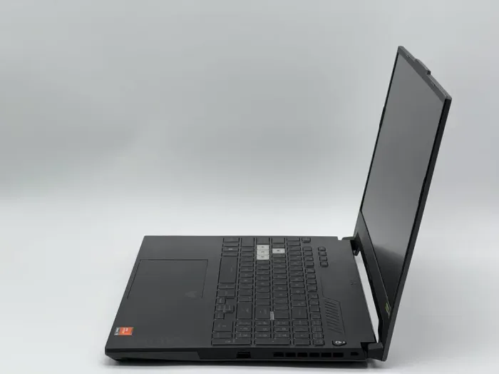 Ігровий ноутбук Asus TUF Gaming A15 FA507XU / 15.6" (1920x1080) IPS / AMD Ryzen 9 7940HS (8 (16) ядер по 4.0 - 5.2 GHz) / 16 GB DDR5 / 480 GB SSD / nVidia GeForce RTX 4050, 6 GB GDDR6, 96-bit / WebCam б/в - зображення 4