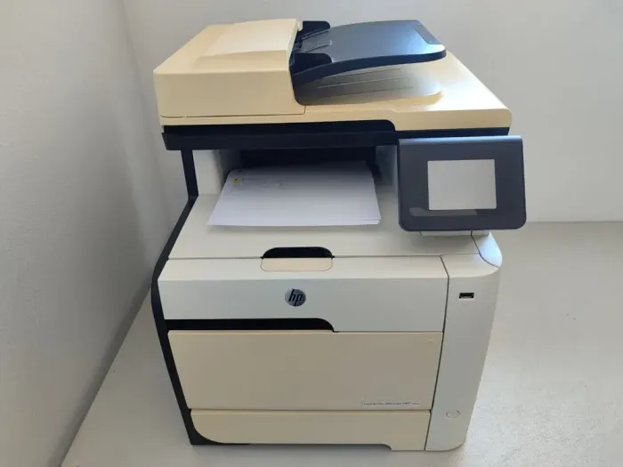 МФУ HP LaserJet Pro 300 MFP M375nw / Лазерний кольоровий друк / 600x600 dpi / A4 / 18 стор / хв / USB 2.0, Ethernet / Кабелі в комплекті б/в - зображення 2