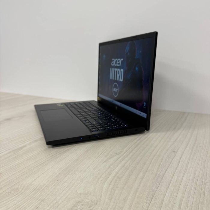 Ігровий ноутбук Acer Nitro V15 ANV15-41 / 15.6" (1920x1080) IPS / AMD Ryzen 7 7735HS (8 (16) ядер по 3.2 - 4.75 GHz) / 16 GB DDR5 / 1000 GB SSD NVMe / nVidia GeForce RTX 4060, 8 GB GDDR6, 128-bit / WebCam б/в - зображення 5