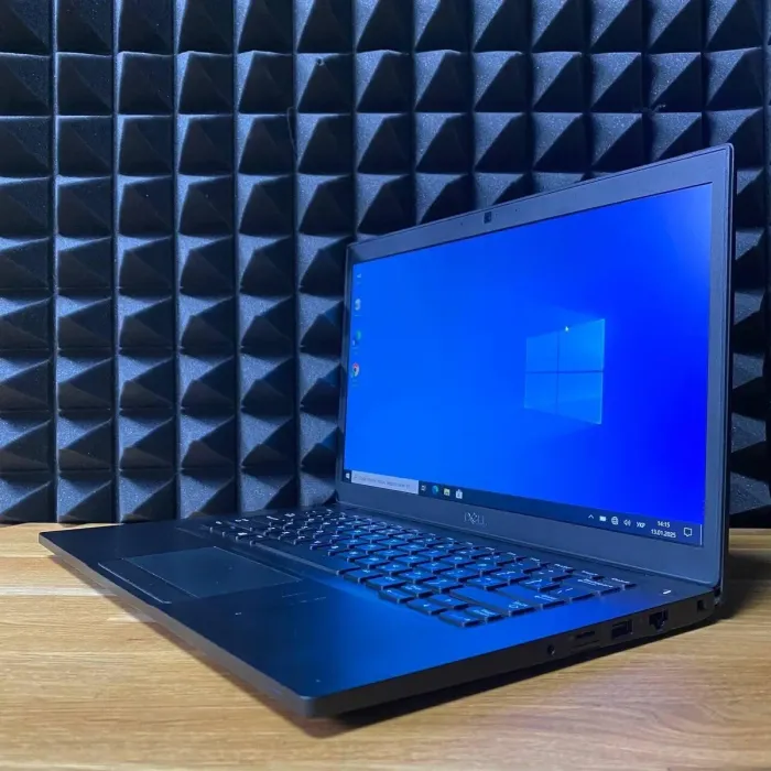 Ноутбук Б-клас Dell Latitude 7490 / 14" (1920x1080) IPS Touch / Intel Core i5-8350U (4 (8) ядра по 1.7 - 3.6 GHz) / 16 GB DDR4 / 128 GB SSD / Intel UHD Graphics 620 / WebCam б/в - зображення 2