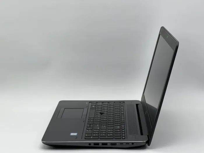 Мобільна робоча станція HP Zbook 15 G3 / 15.6" (1920x1080) TN / Intel Core i7-6820HQ (4 (8) ядра по 2.7 - 3.6 GHz) / 16 GB DDR4 / 480 GB SSD / nVidia Quadro M1000M, 2 GB GDDR5, 128-bit / WebCam б/в - зображення 4