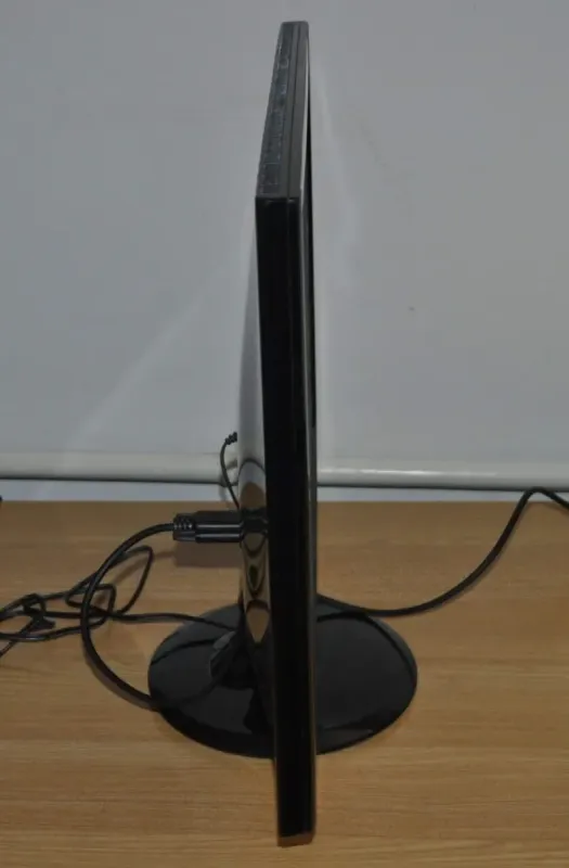 Монітор Б-клас Fujitsu L line SL22W-1/22" (1680x1050) TN/VGA, DVI + Кабелі (VGA або DVI на вибір) та блок живлення б/в - зображення 12