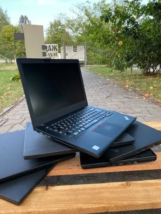 Ультрабук Lenovo ThinkPad T480 / 14" (1920x1080) IPS / Intel Core i5-8350U (4 (8) ядра по 1.7 - 3.6 GHz) / 8 GB DDR4 / 256 GB SSD M.2 / Intel UHD Graphics 620 / WebCam / Win 10 Lic б/в - зображення 4