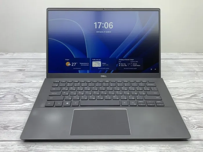 Ультрабук Б-клас Dell Vostro 5402 / 14" (1920x1080) IPS / Intel Core i5-1135G7 (4 (8) ядра по 2.4 - 4.2 GHz) / 16 GB DDR4 / 512 GB SSD / Intel Iris Xe Graphics / WebCam б/в - зображення 2