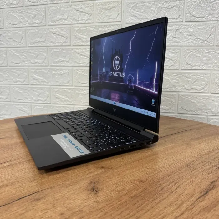 Ігровий ноутбук Б-клас HP Victus Gaming 15-fb0003nr / 15.6" (1920x1080) IPS / AMD Ryzen 5 5600H (6 (12) ядер по 3.3 - 4.2 GHz) / 16 GB DDR4 / 512 GB SSD NVMe / AMD Radeon RX 6500M, 4 GB GDDR6, 64-bit / WebCam б/в - зображення 5