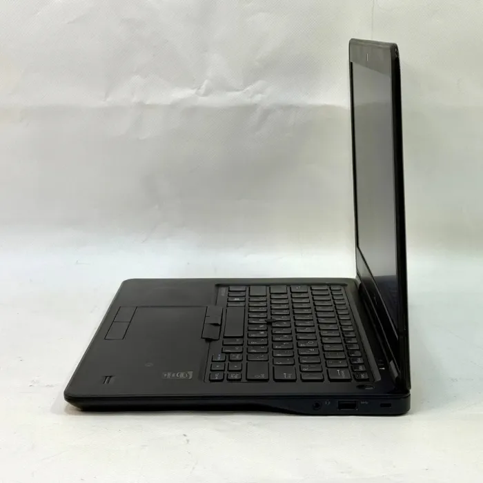 Ноутбук Б-клас Dell Latitude E7450 / 14" (1366x768) TN / Intel Core i5-5300U (2 (4) ядра по 2.3 - 2.9 GHz) / 8 GB DDR3 / 256 GB SSD / Intel HD Graphics 5500 / WebCam / Windows 10 Pro б/в - зображення 6