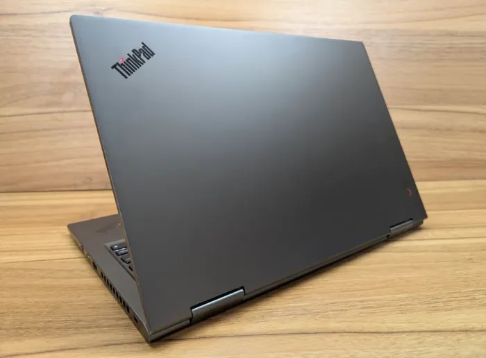 Ноутбук-трансформер Lenovo ThinkPad x1 Yoga 4 th / 14" (1920x1080) IPS Touch / Intel Core i7-8565U (4 (8) ядра по 1.8 - 4.6 GHz) / 8 GB DDR3 / 512 GB SSD / Intel UHD Graphics / WebCam / TouchID / Windows 10 б/в - зображення 8