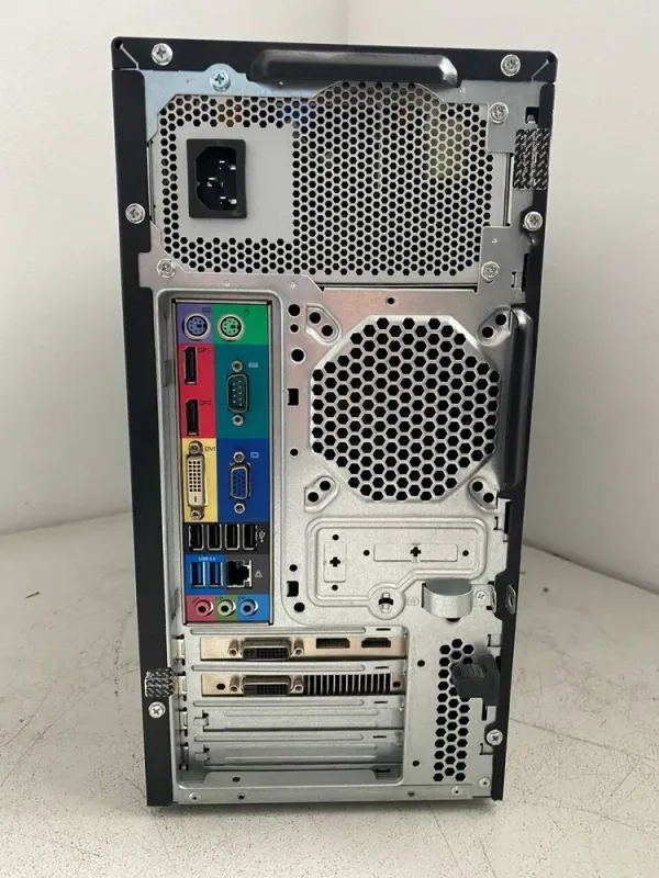 Комп'ютер Acer Veriton M4630G Tower / Intel Core i5-4690K (4 ядра по 3,5 - 3,9 ГГц) / 16 ГБ DDR3 / 256 ГБ SSD / nVidia GeForce GTX 760, 2 ГБ GDDR5, 256-біт / DVD-ROM б/в - зображення 4