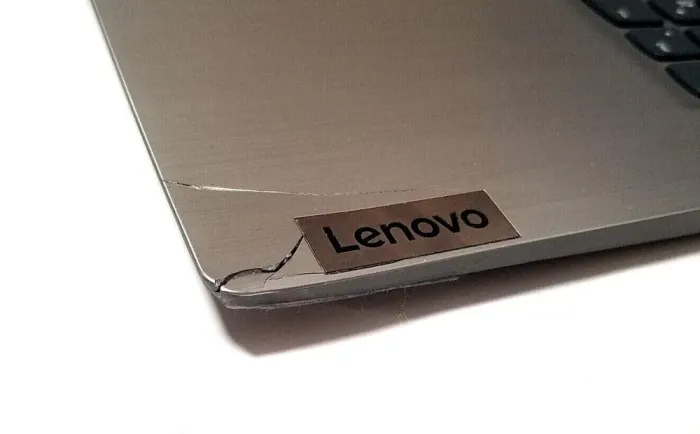 Ноутбук Б-клас Lenovo IdeaPad 3 17IML05 / 17.3" (1600x900) TN / Intel Core i3-10110U (2 (4) ядра по 2.1 - 4.1 GHz) / 20 GB DDR4 / 256 GB SSD M.2 / Intel UHD Graphics / WebCam / Win 10 Home б/в - зображення 3