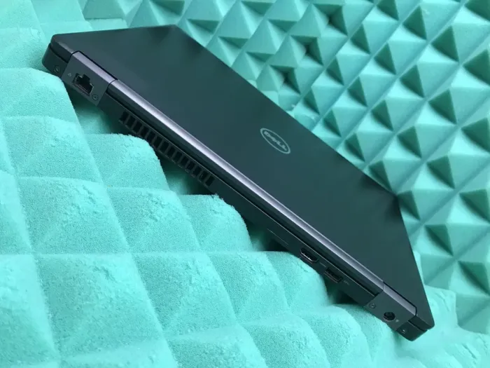 Ноутбук Б-клас Dell Latitude 5480 / 14" (1920x1080) IPS / Intel Core i5-7300U (2 (4) ядра по 2.6 - 3.5 GHz) / 8 GB DDR4 / 256 GB SSD / Intel HD Graphics 620 / WebCam / USB 3.1 / HDMI / Windows 10 б/в - зображення 9