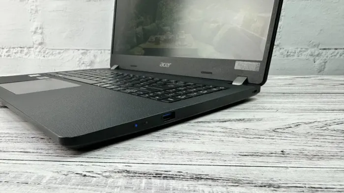 Ультрабук Acer TravelMate P215-41-G2 / 15.6" (1920x1080) IPS / AMD Ryzen 5 Pro 5650U (6 (12) ядер 2.3 - 4.2 GHz) / 8 GB DDR4 / 256 GB SSD / AMD Radeon RX Vega 7 Graphics / WebCam б/в - зображення 5