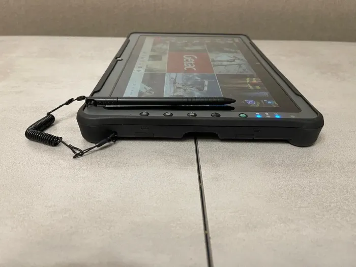 Захищений планшет Getac F110 G4 / 11.6" (1920x1080) IPS Touch / Intel Core i5-7200U (2 (4) ядра по 2.5 - 3.1 GHz) / 8 GB DDR4 / 512 GB SSD / Intel HD Graphics 620 / WebCam / Стилус / Два АКБ б/в - зображення 7