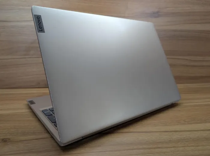 Ультрабук Б-клас Lenovo IdeaPad 3 15 ITL05 / 15.6" (1920x1080) IPS / Intel Core i3-1115G4 (2 (4) ядра по 3.0 - 4.1 GHz) / 12 GB DDR4 / 512 GB SSD / Intel UHD Graphics / WebCam / Windows 10 б/в - зображення 7