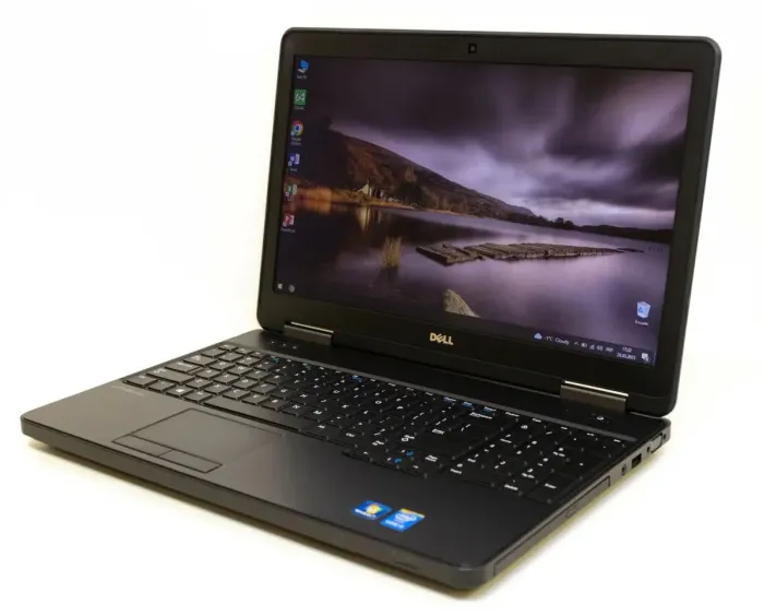 Ноутбук Б-класс Dell Latitude E5540 / 15.6" TN / Intel Core i5-4200U (2(4) ядра по 1.6-2.6 GHz) / 8GB DDR3 / 120GB SSD / HD Graphics 4400 / WebCam / DVD-ROM / VGA б/в - зображення 4