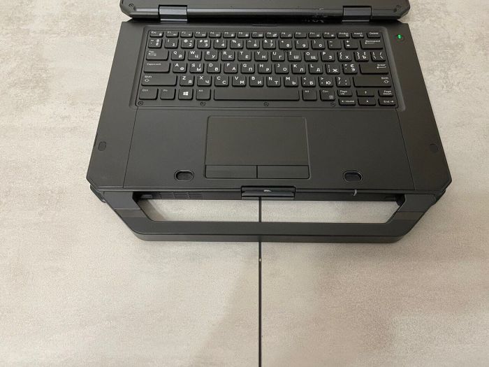 Захищений ноутбук Dell Latitude 5420 Rugged / 14" (1920x1080) IPS Touch / Intel Core i5-8350U (4 (8) ядра по 1,7 - 3,6 ГГц) / 16 ГБ DDR4 / 256 ГБ SSD M.2 / Intel UHD Graphics 620 / WebCam / Два АКБ б/в - зображення 4
