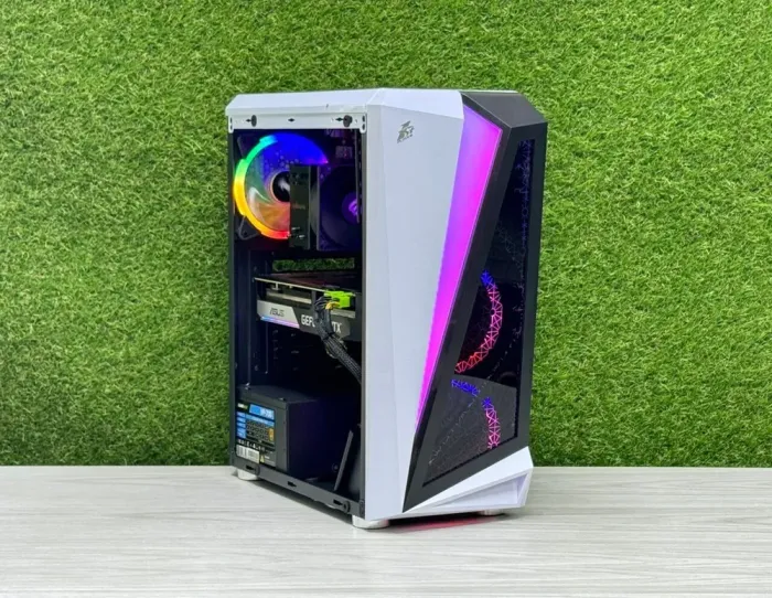 Ігровий ПК 1stPlayer R5-3R1-WH Color LED White Tower / Intel Xeon E5-2690 v3 (12 (24) ядер по 2.6 - 3.5 GHz) / 32 GB DDR4 / 256 GB SSD + 1000 GB HDD / nVidia GeForce RTX 3070, 8 GB GDDR6, 256-bit / 700W б/в - зображення 2